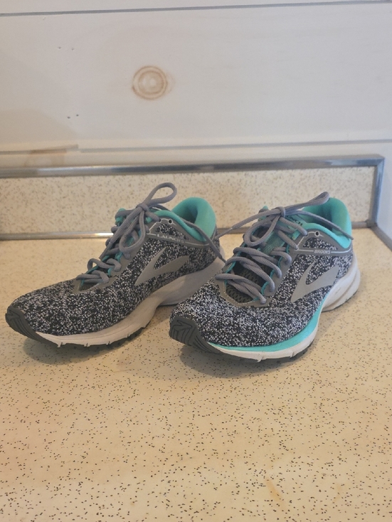Brooks Shoes - Brooks Women's Launch 5 Running Shoes Gray Teal‎ 9.5